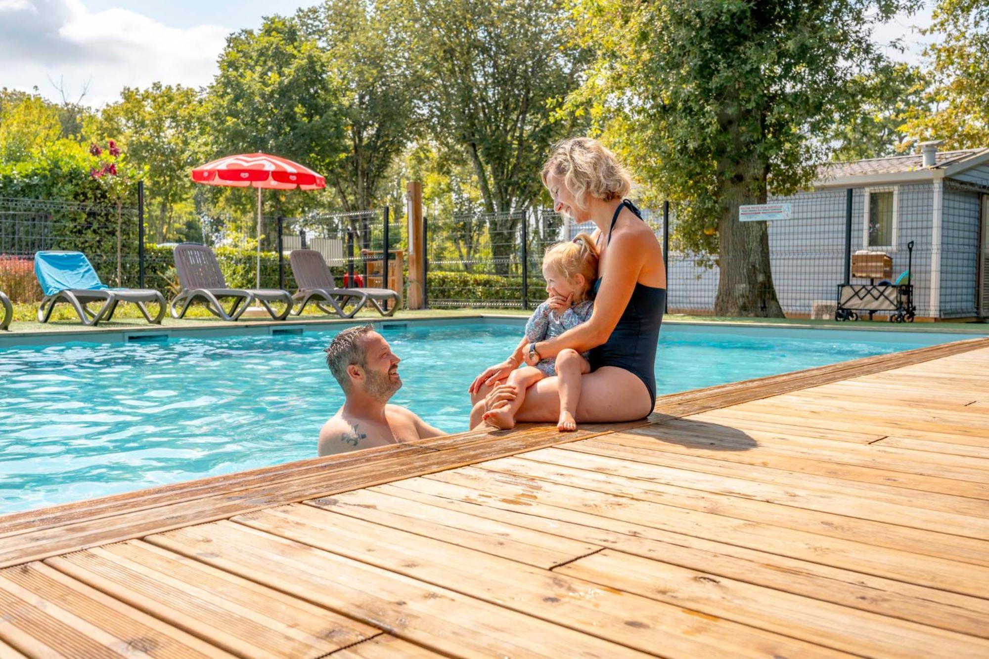 Camping Des Salines Salies-de-Bearn Exterior photo